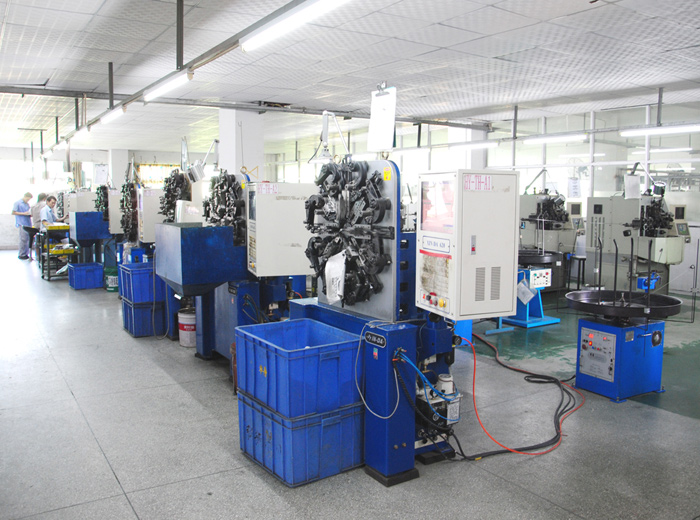 全自動(dong)彈簧機(ji)