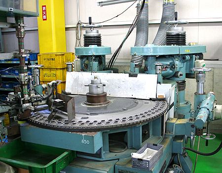 小型精(jing)磨機